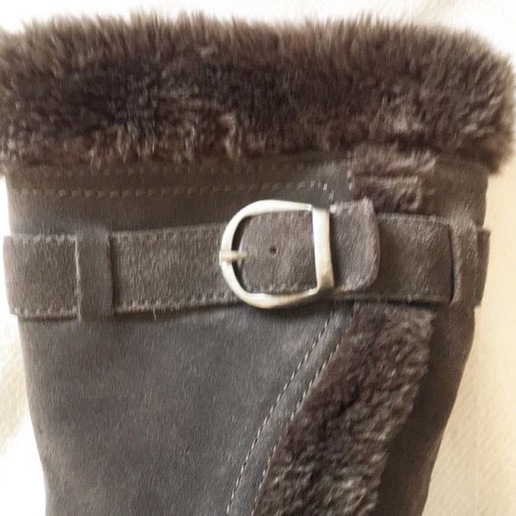 SOLD 🎉🎉🎉Dark grey BareTraps Boots sz 7M - Picture 3 of 8